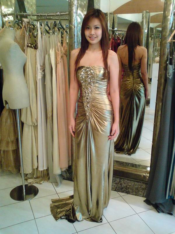 ชุดราตรี