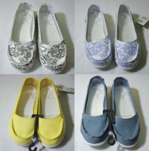 รองเท้า crocs