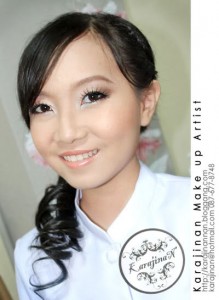 แต่งหน้ารับปริญญา