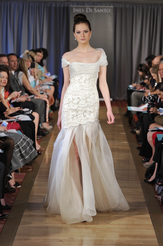 ชุดแต่งงาน INES DI SANTOS 2013