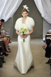 ชุดแต่งงาน CAROLINA HERRERA 2013