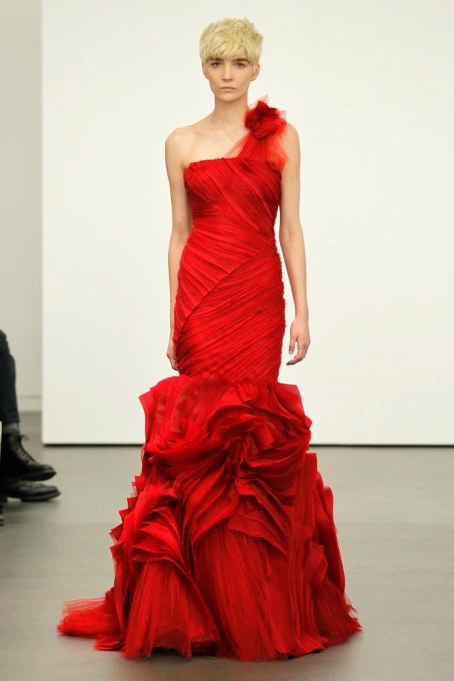 ชุดแต่งงาน VERA WANG SPRING 2013