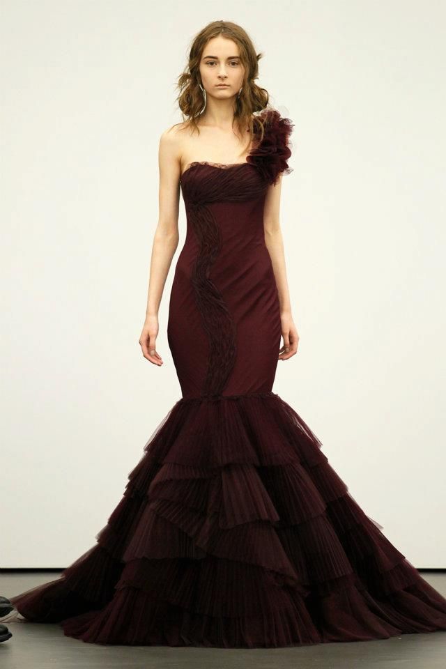 ชุดแต่งงาน VERA WANG SPRING 2013