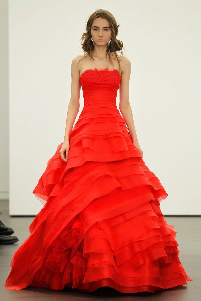 ชุดแต่งงาน VERA WANG SPRING 2013