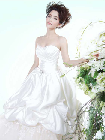 ชุดแต่งงาน ชุดแต่งงาน