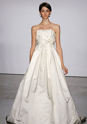 ชุดแต่งงาน ชุดแต่งงาน