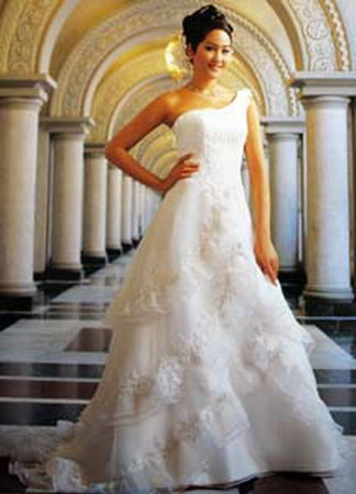 ชุดแต่งงาน ชุดแต่งงาน