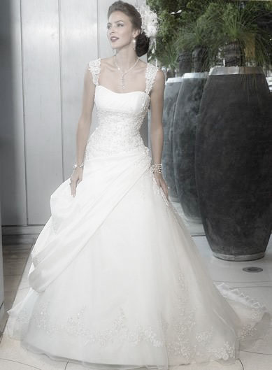 ชุดแต่งงาน ชุดแต่งงาน