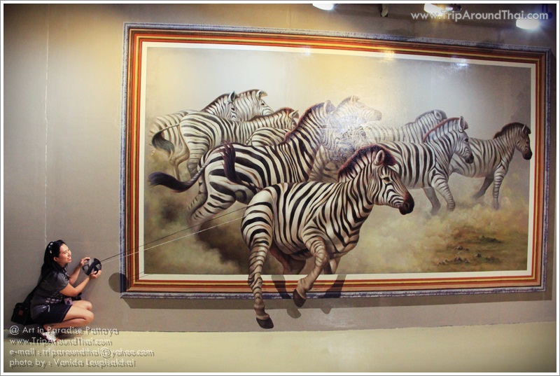 Art in Paradise