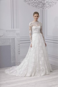 ชุดแต่งงาน MONIQUE LHUILLIER 2013