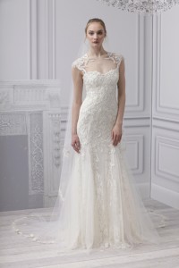 ชุดแต่งงาน MONIQUE LHUILLIER 2013